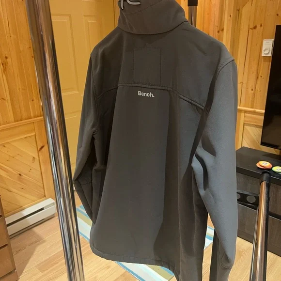 Bench Shell Jacket - Picture 3 of 3